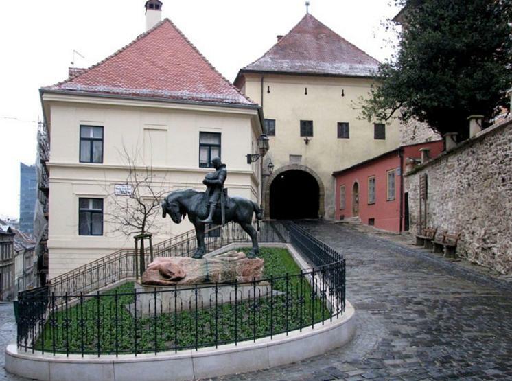 Home Away From Home - Apartment Ilica Zagreb Exterior foto